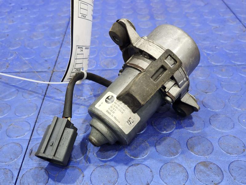 2013 Chrysler 300 Vacuum Pump
