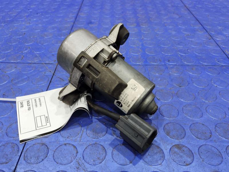 2013 Chrysler 300 Vacuum Pump