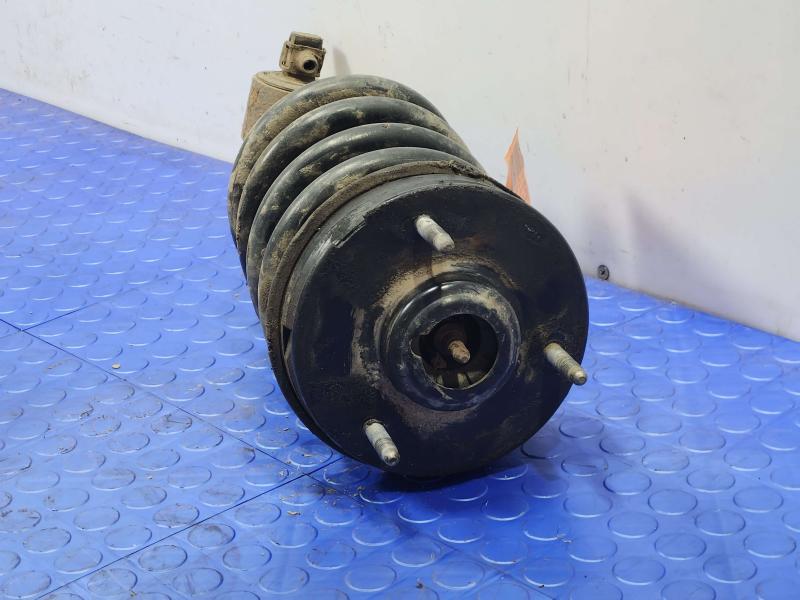 2012 GMC Yukon Strut Assembly