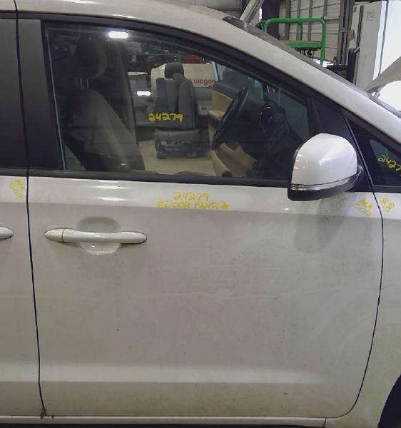 2016 Kia Sedona Front Door