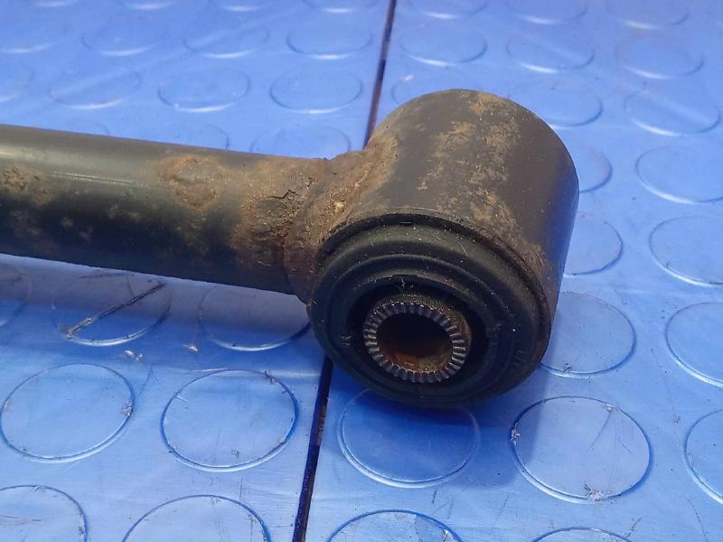 2011 Toyota Highlander Lower Control Arm Rr