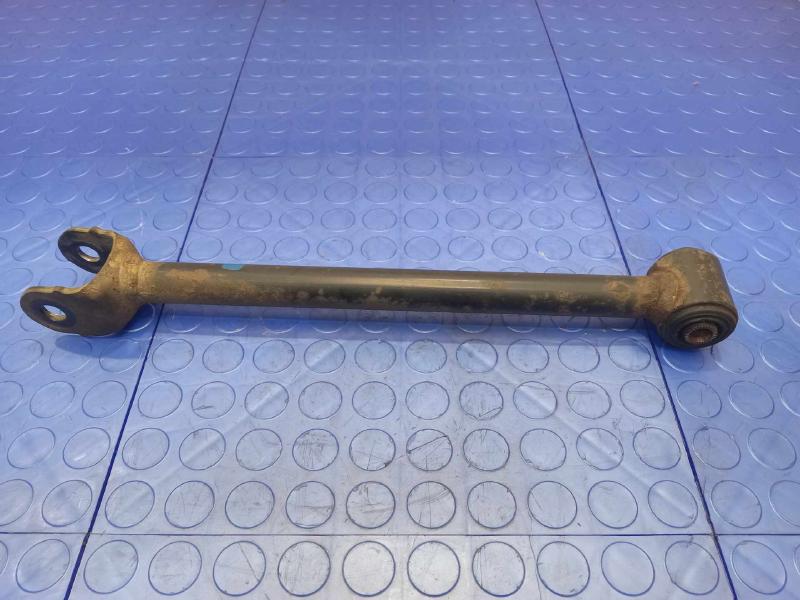 2011 Toyota Highlander Lower Control Arm Rr