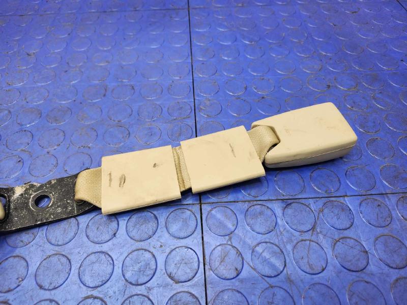 2015 Toyota Avalon Rear Seat Belt