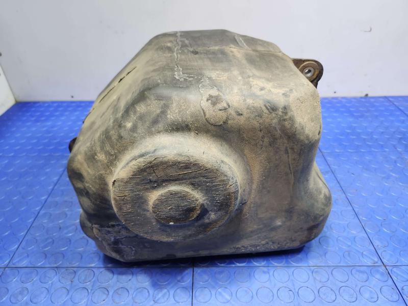 2012 Ford F-250 Super Duty Exhaust Fluid Tank