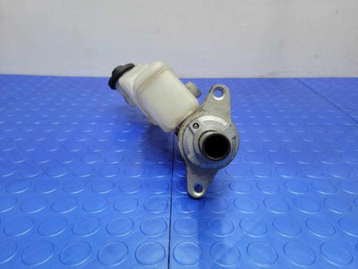 2007-2011 Toyota Camry Brake Master Cylinder Assembly Genuine OEM 4720106430