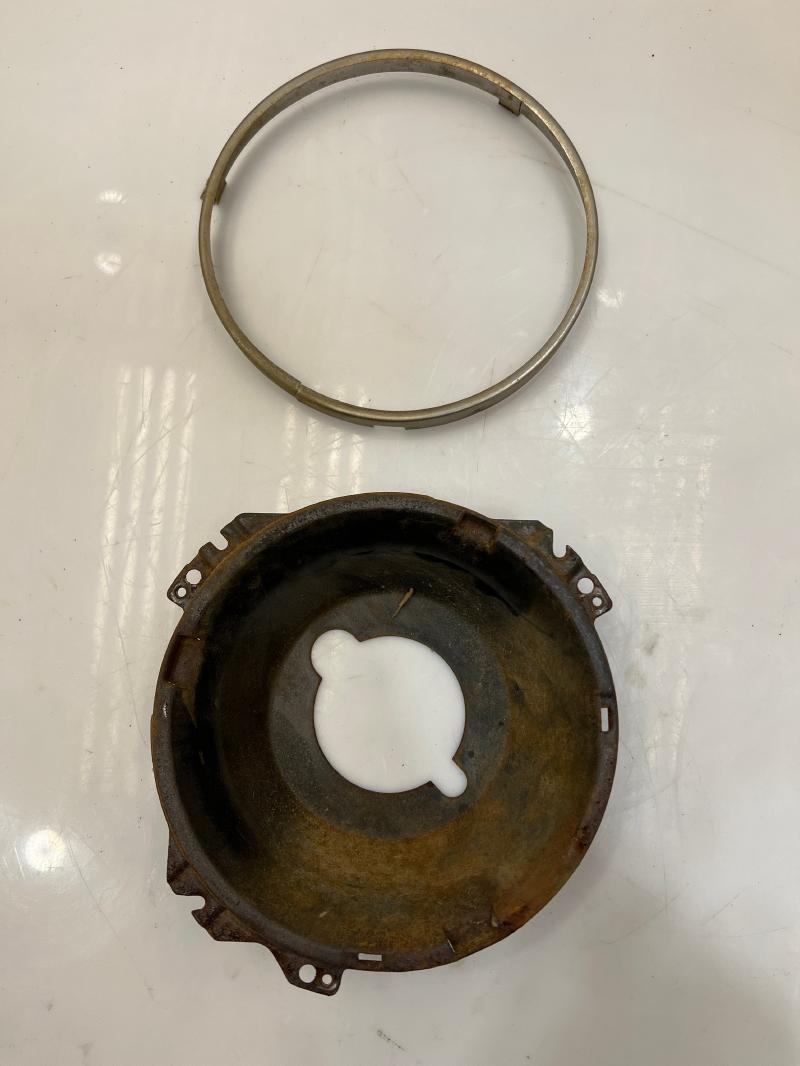 1976 Oldsmobile Cutlass Headlight Bucket
