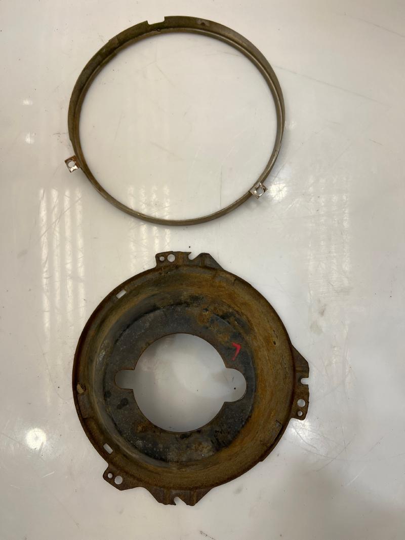 1976 Oldsmobile Cutlass Headlight Bucket