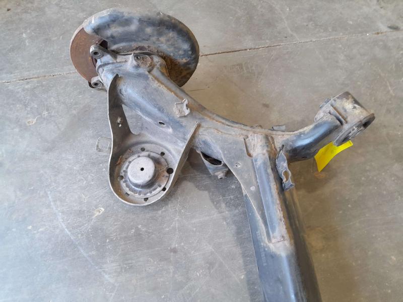 2014-2016 Kia Forte Rear Beam Axle Torsion Axle with Hubs OEM 55100A7101
