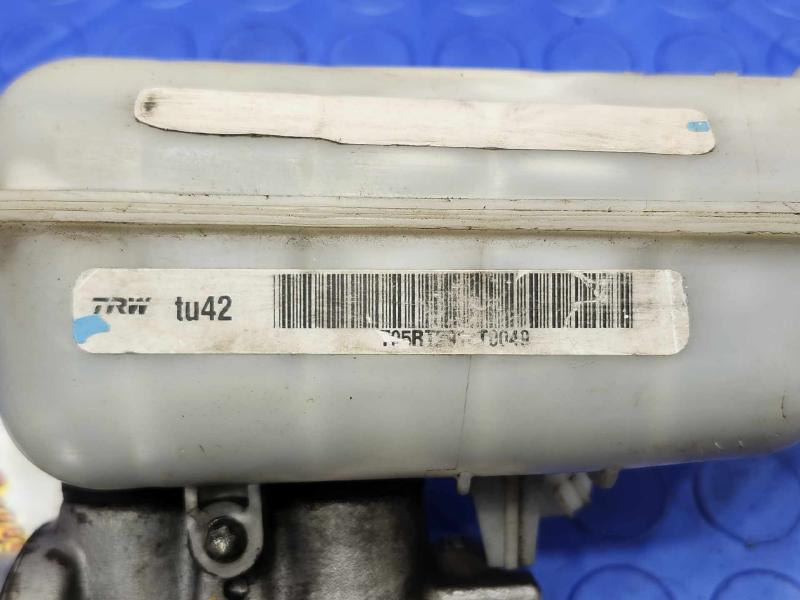 2009 Volkswagen Routan Master Cylinder