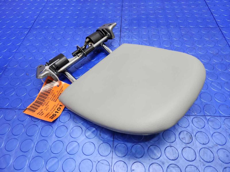 2010 Toyota Highlander Headrest
