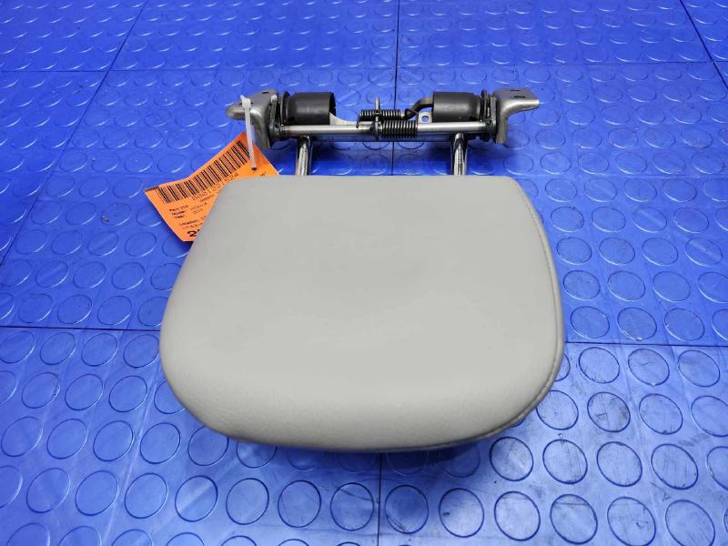 2010 Toyota Highlander Headrest