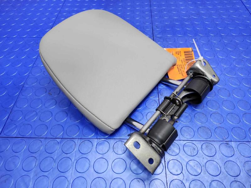 2010 Toyota Highlander Headrest