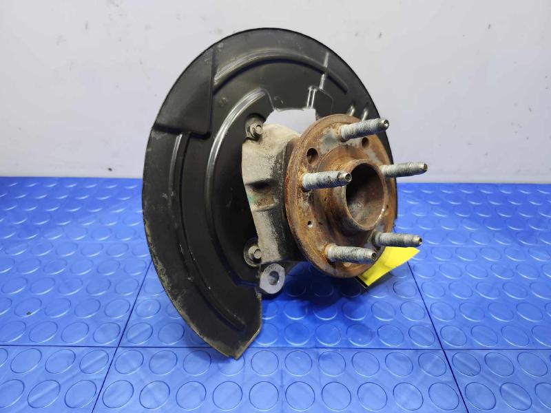 2014 Cadillac CTS Spindle Knuckle Front