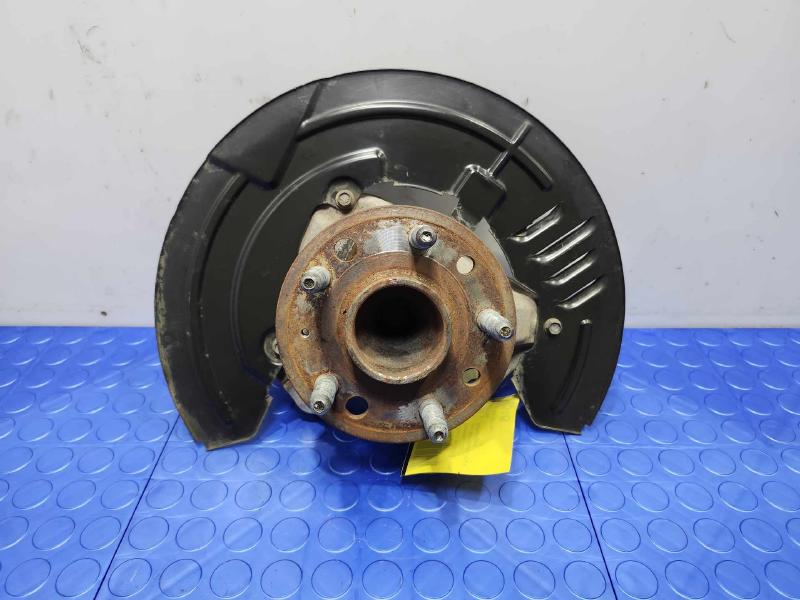 2014 Cadillac CTS Spindle Knuckle Front