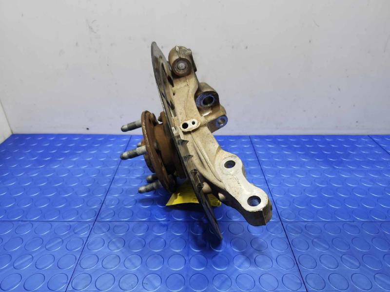2014 Cadillac CTS Spindle Knuckle Front