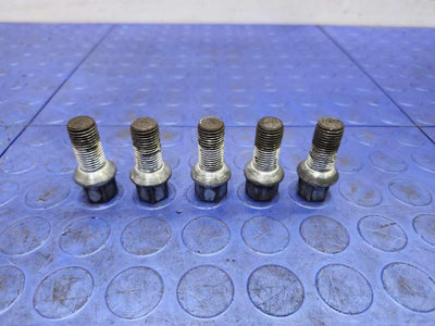 2013 Volkswagen Jetta Lug Nuts