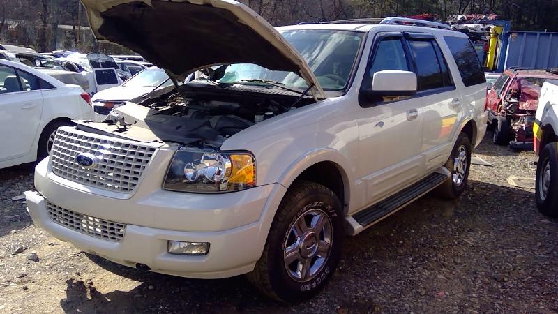 2006 Ford Expedition Quarter Panel