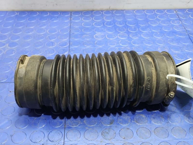 2002 Dodge Dakota Air Intake Tube/Resonator