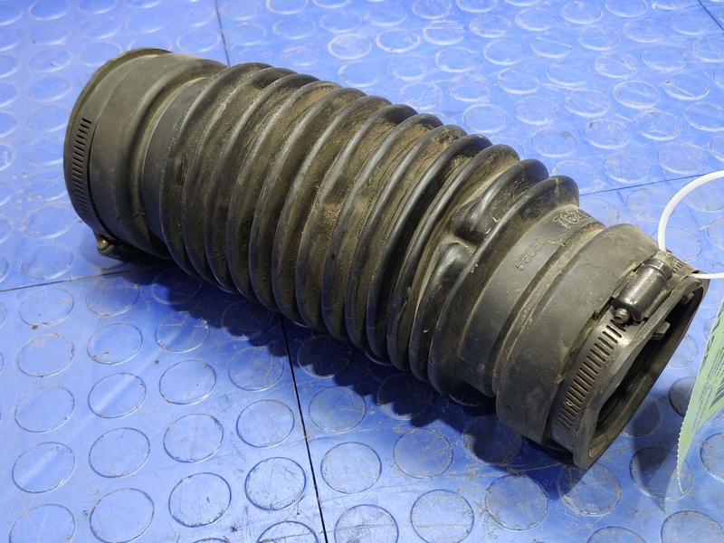 2002 Dodge Dakota Air Intake Tube/Resonator