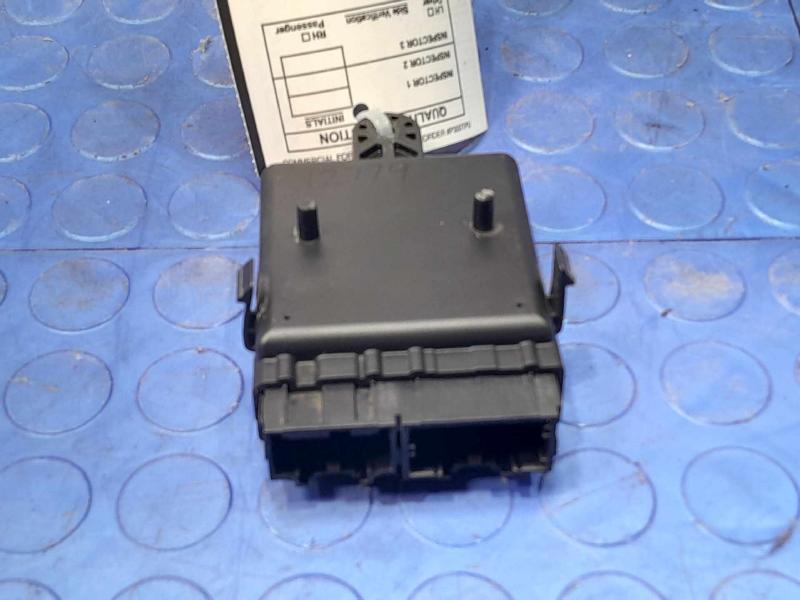 2018-2020 Buick Regal Front Seat Heater Control Module Genuine OEM 13518170