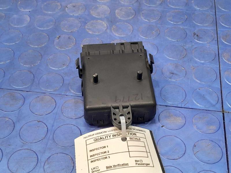 2018-2020 Buick Regal Front Seat Heater Control Module Genuine OEM 13518170