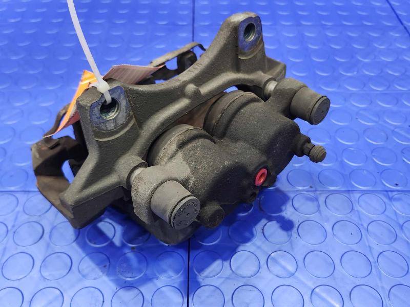 2016 Lincoln MKX Caliper
