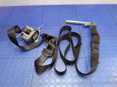 2018 Maserati Ghibli Front Seat Belt