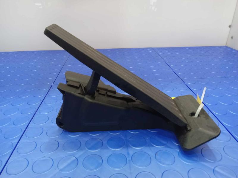 2015 BMW 428i Pedal Assembly