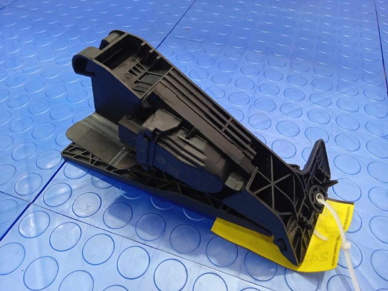 2015 BMW 428i Pedal Assembly