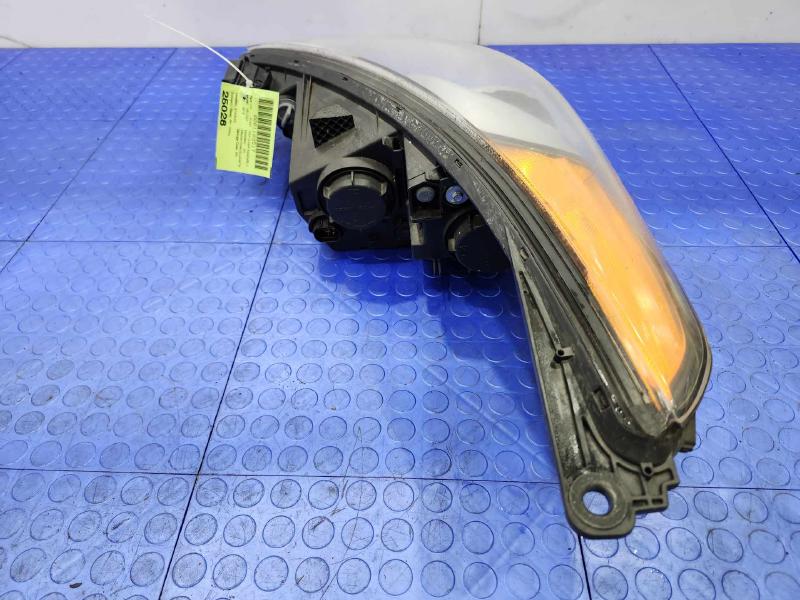 2012 Hyundai Veloster Headlamp Assembly