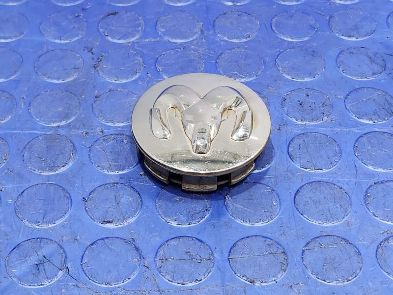 2010 Dodge Challenger Center Cap