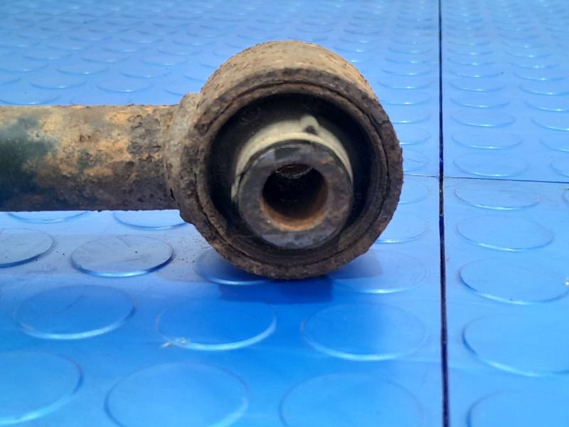 2012 Kia Sorento Lower Control Arm Rr