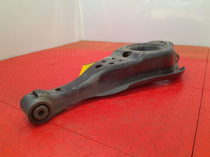 2018 Toyota Highlander Lower Control Arm Rr