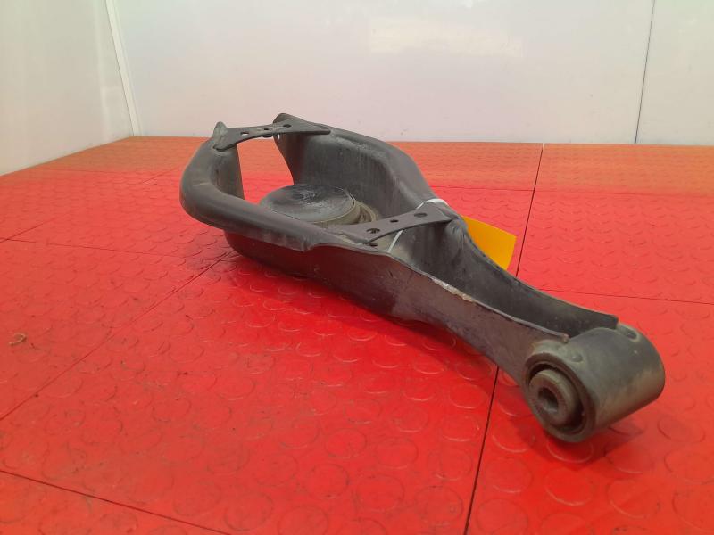 2018 Toyota Highlander Lower Control Arm Rr
