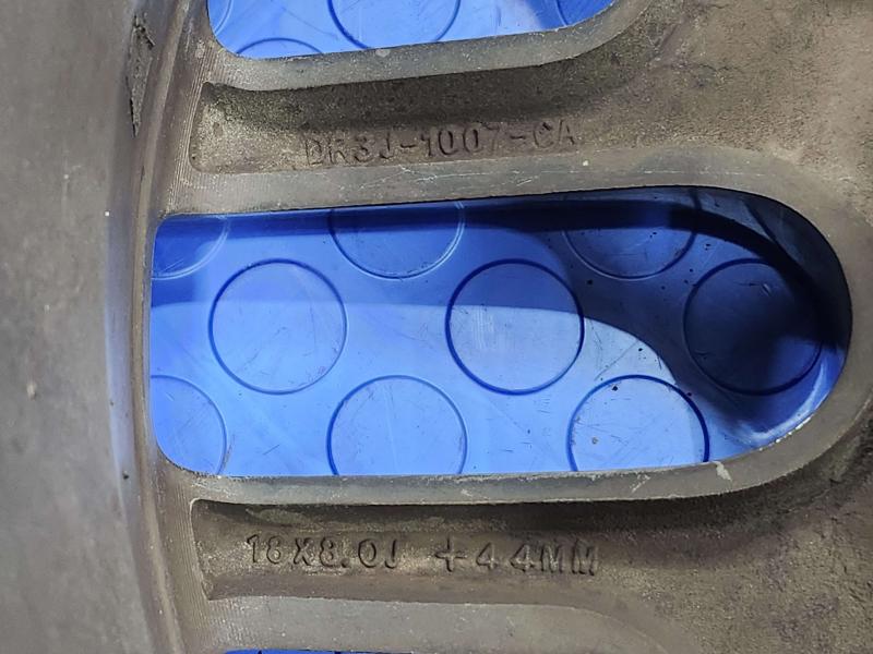 2014 Ford Mustang Wheel
