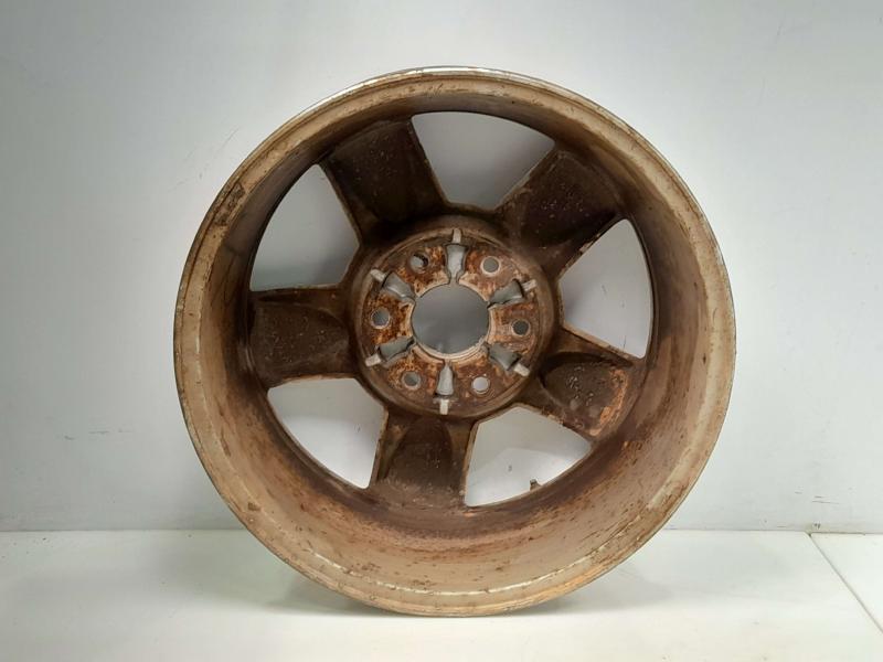 2011 Nissan Armada Wheel