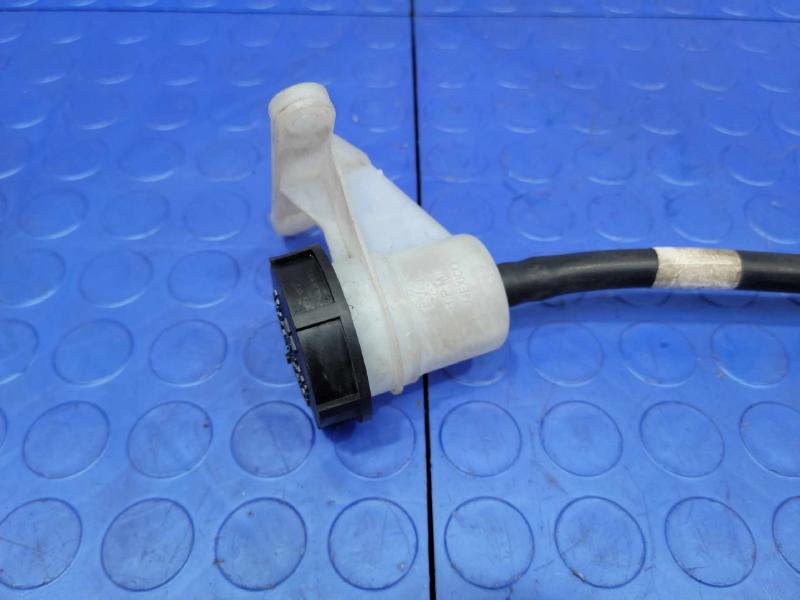 1996 Mazda B2300 Clutch Master Cyl.