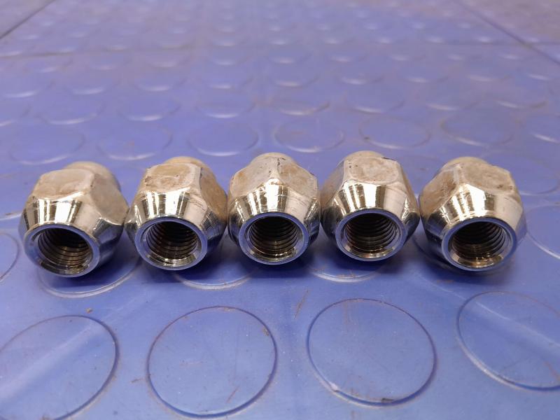 2023 Kia Soul Lug Nuts
