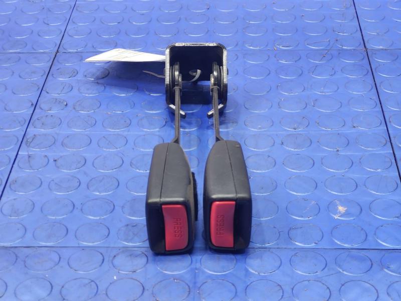 2013 Dodge Durango Rear Seat Belt