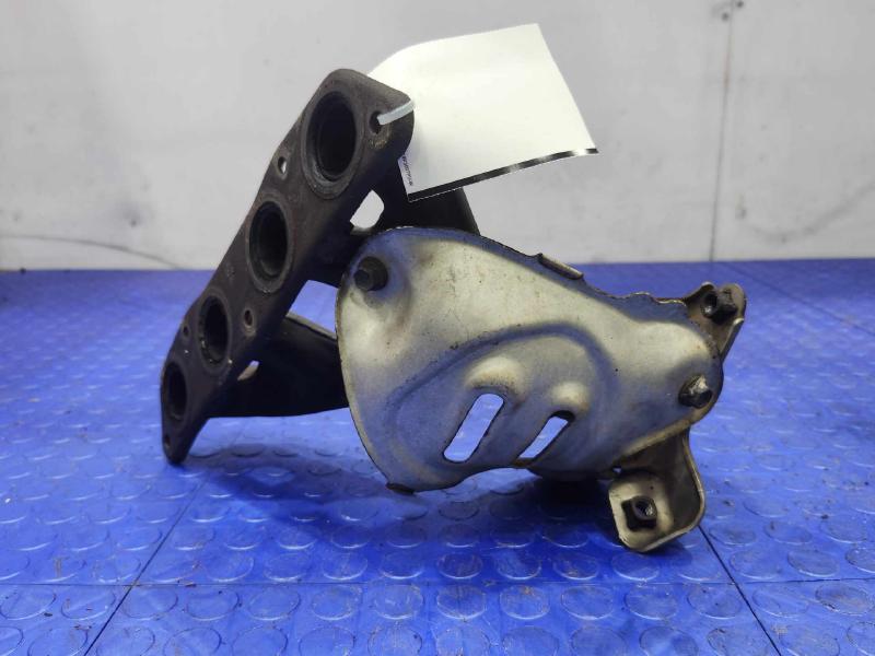 2016 Toyota Corolla Exhaust Manifold