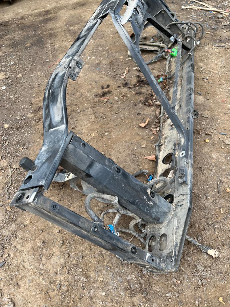 2000 GMC Sierra 1500 Radiator Support