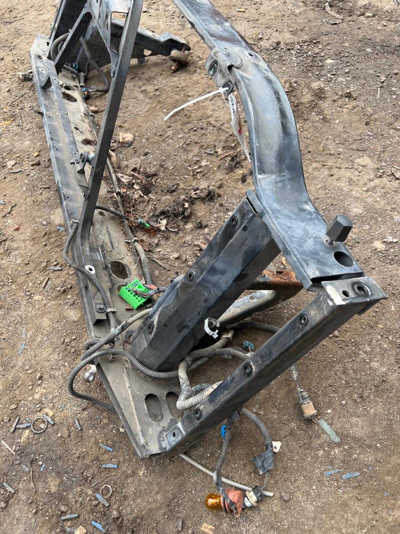 2000 GMC Sierra 1500 Radiator Support