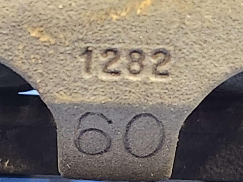 2012 Ford F-250 Super Duty Caliper