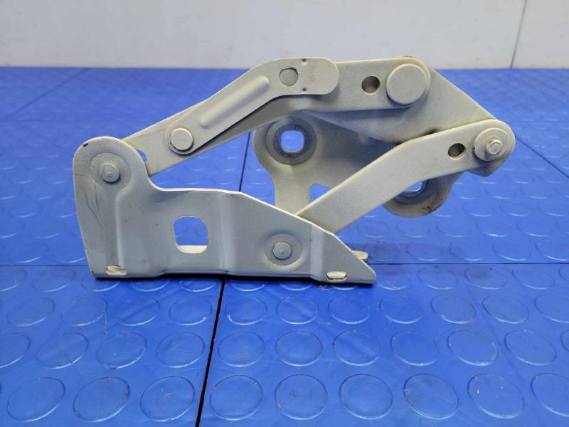 2010 Land Rover Range Rov Hood Hinge