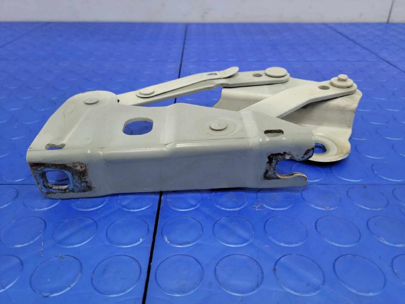 2010 Land Rover Range Rov Hood Hinge