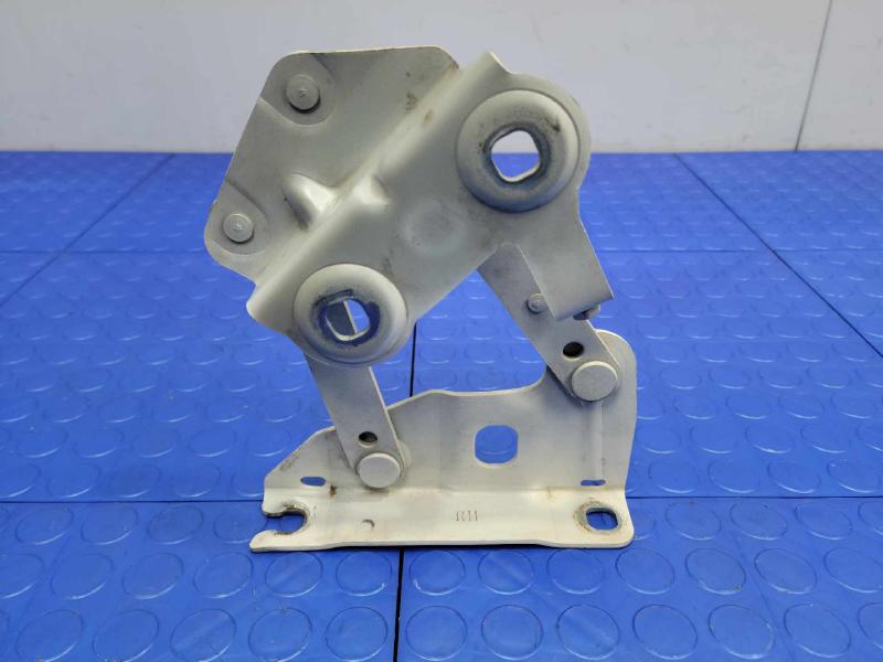 2010 Land Rover Range Rov Hood Hinge