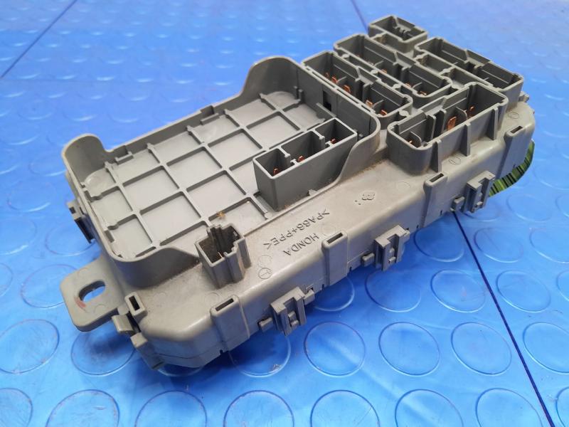 1997-2001 Honda CR-V Multiplex Junction Block Genuine OEM Part 38200-S10-A01