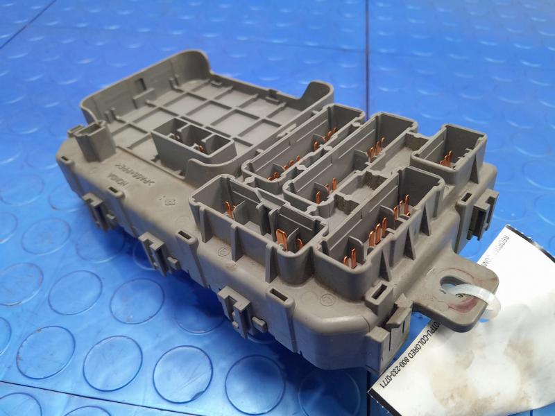 1997-2001 Honda CR-V Multiplex Junction Block Genuine OEM Part 38200-S10-A01