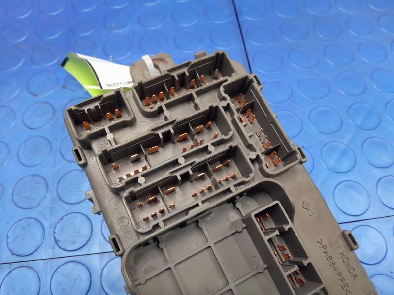 1997-2001 Honda CR-V Multiplex Junction Block Genuine OEM Part 38200-S10-A01