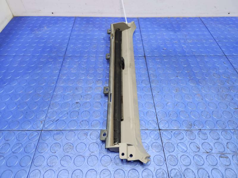 2017 Kia Sedona Window Shade